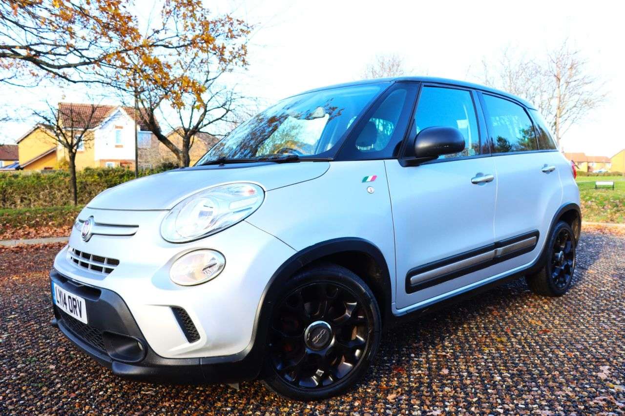 2014 FIAT 500L 2014 FIAT 500L