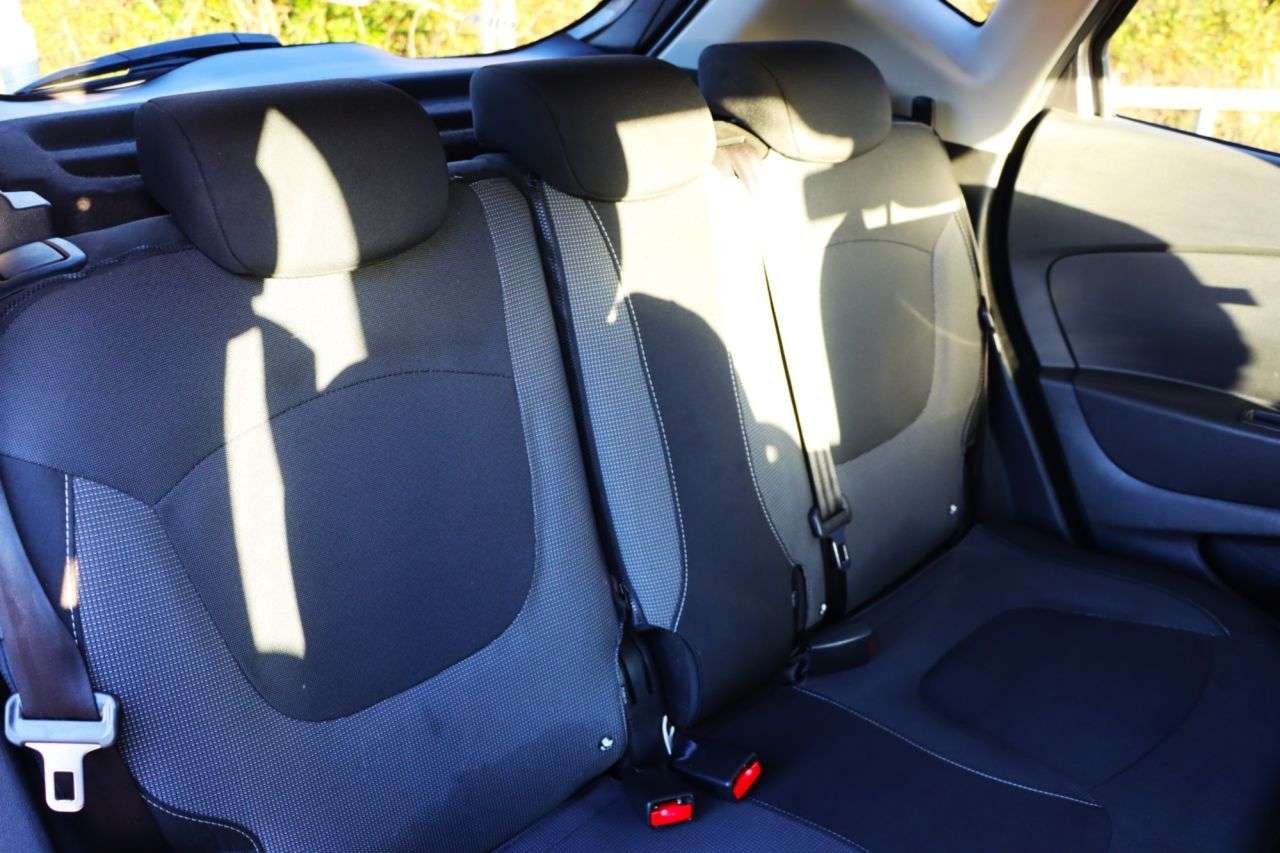 2017 RENAULT CAPTUR 2017 RENAULT CAPTUR