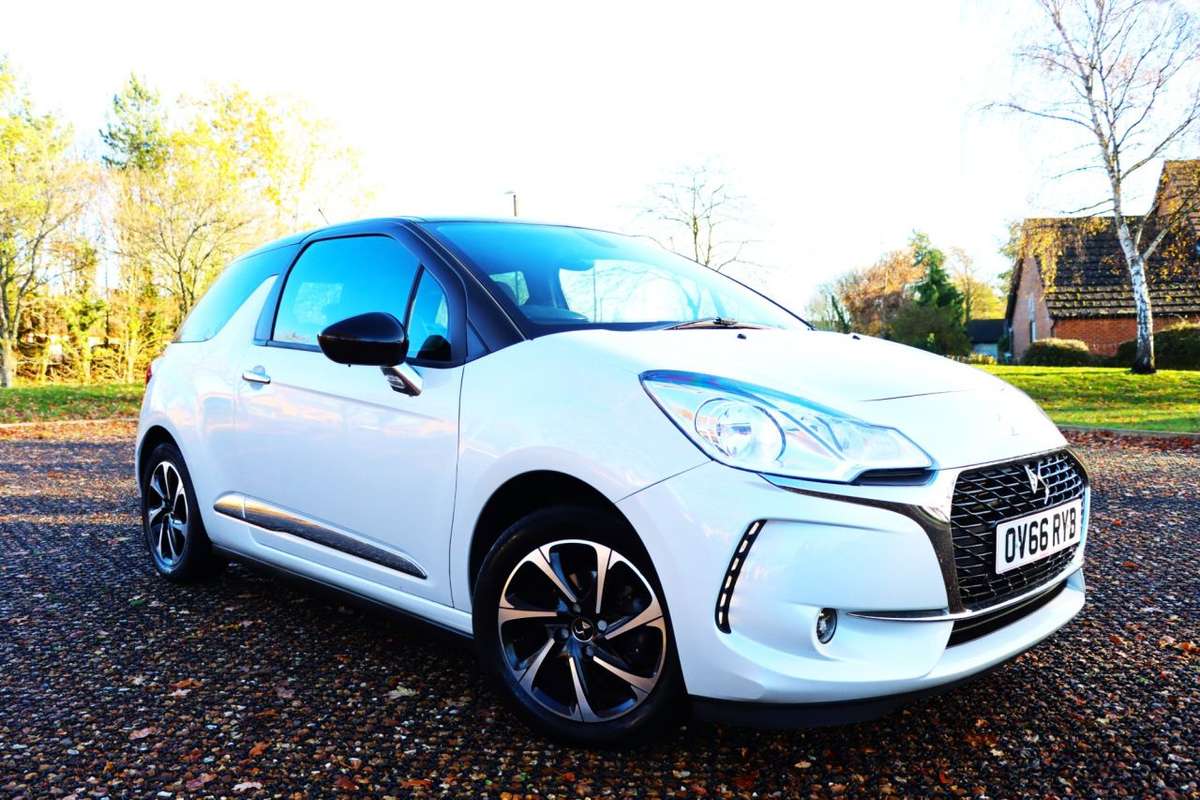 Check out this Ds Automobiles Ds 3 2016 Petrol Manual
