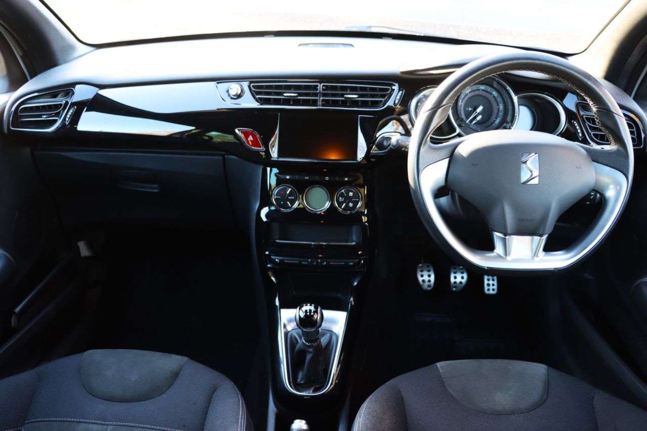 2016 DS AUTOMOBILES DS 3 2016 DS AUTOMOBILES DS 3