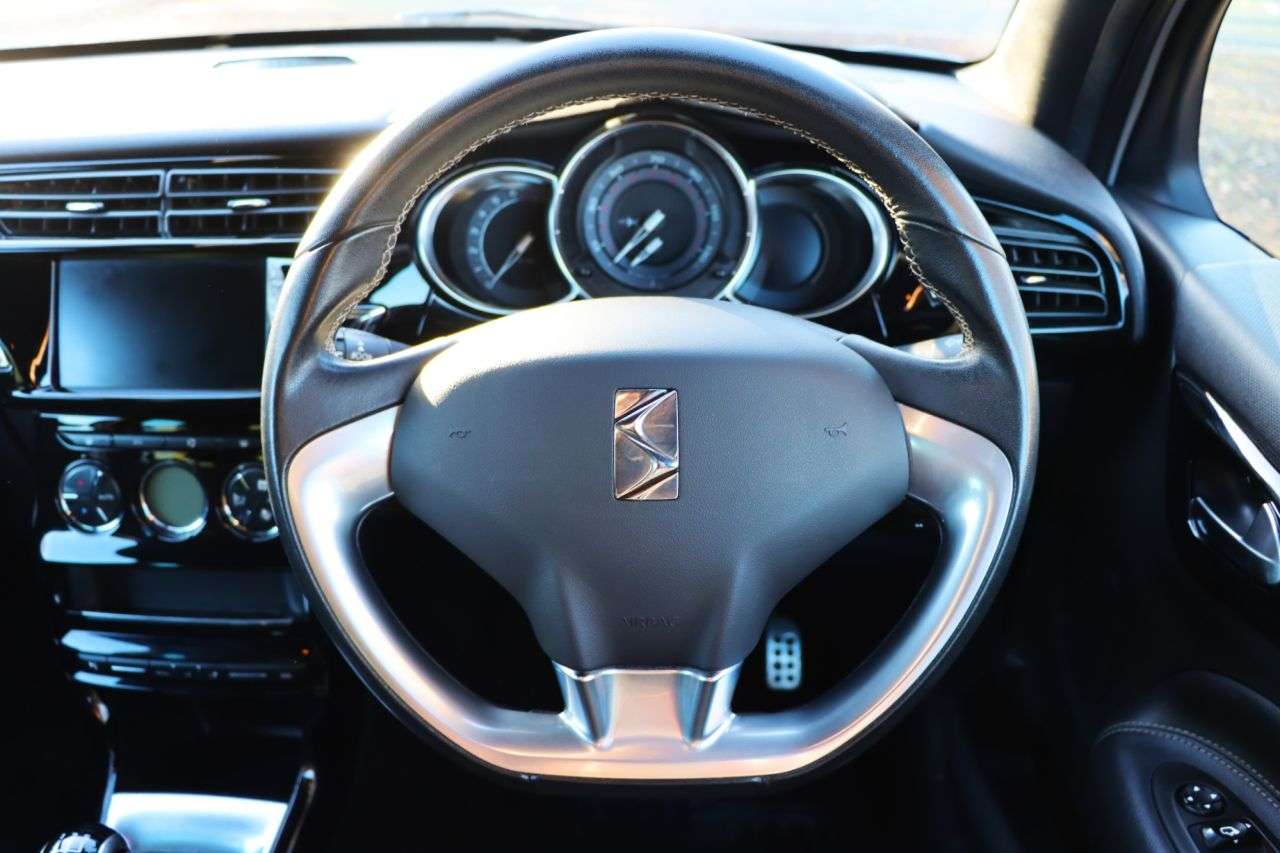 2016 DS AUTOMOBILES DS 3 2016 DS AUTOMOBILES DS 3