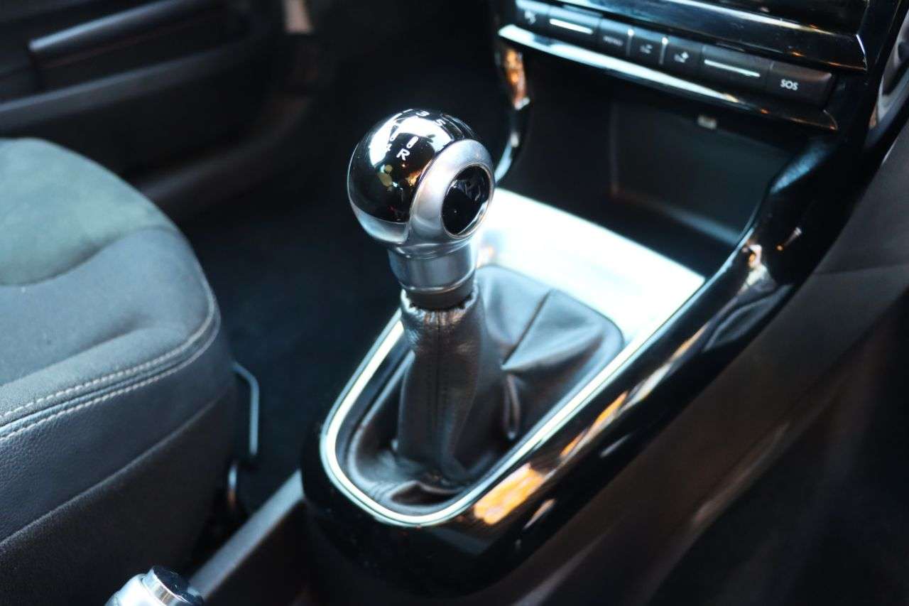 2016 DS AUTOMOBILES DS 3 2016 DS AUTOMOBILES DS 3