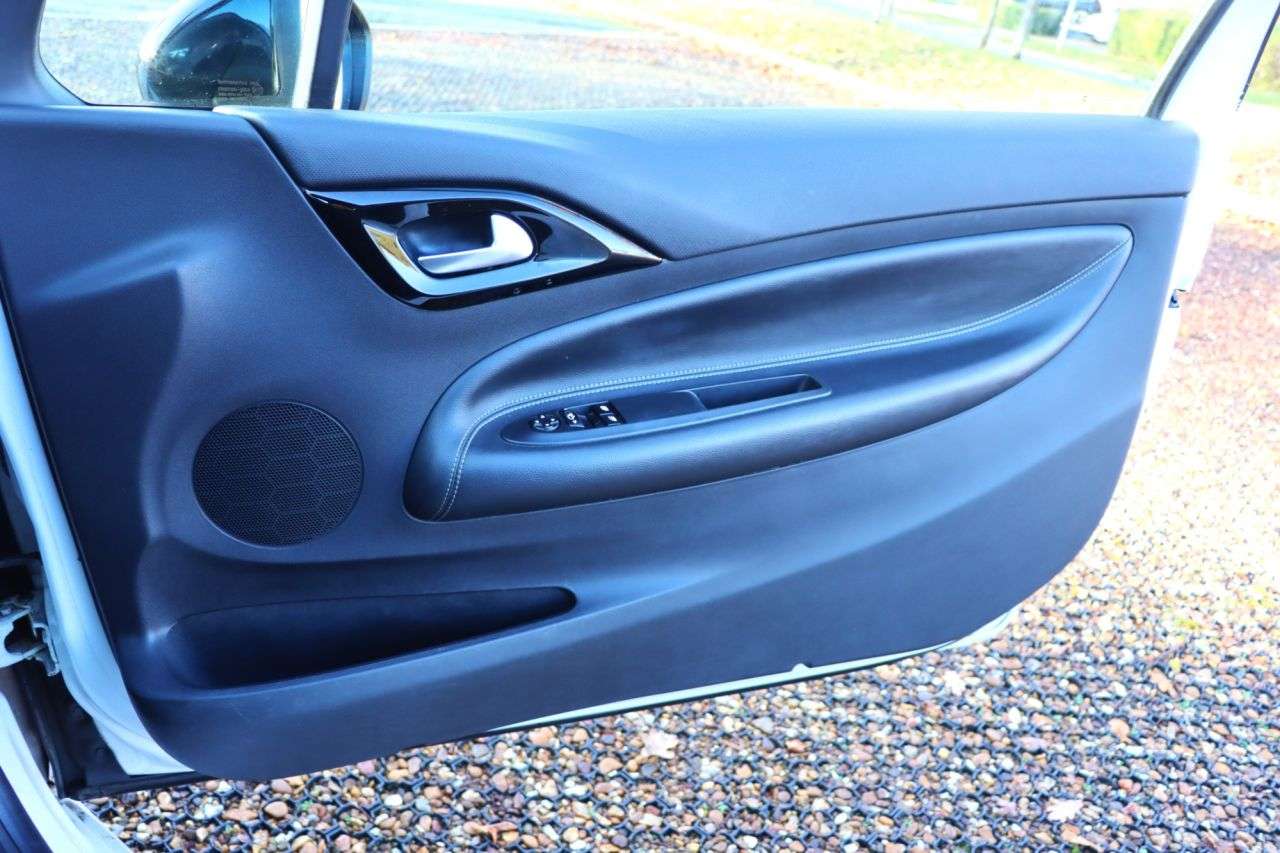 2016 DS AUTOMOBILES DS 3 2016 DS AUTOMOBILES DS 3