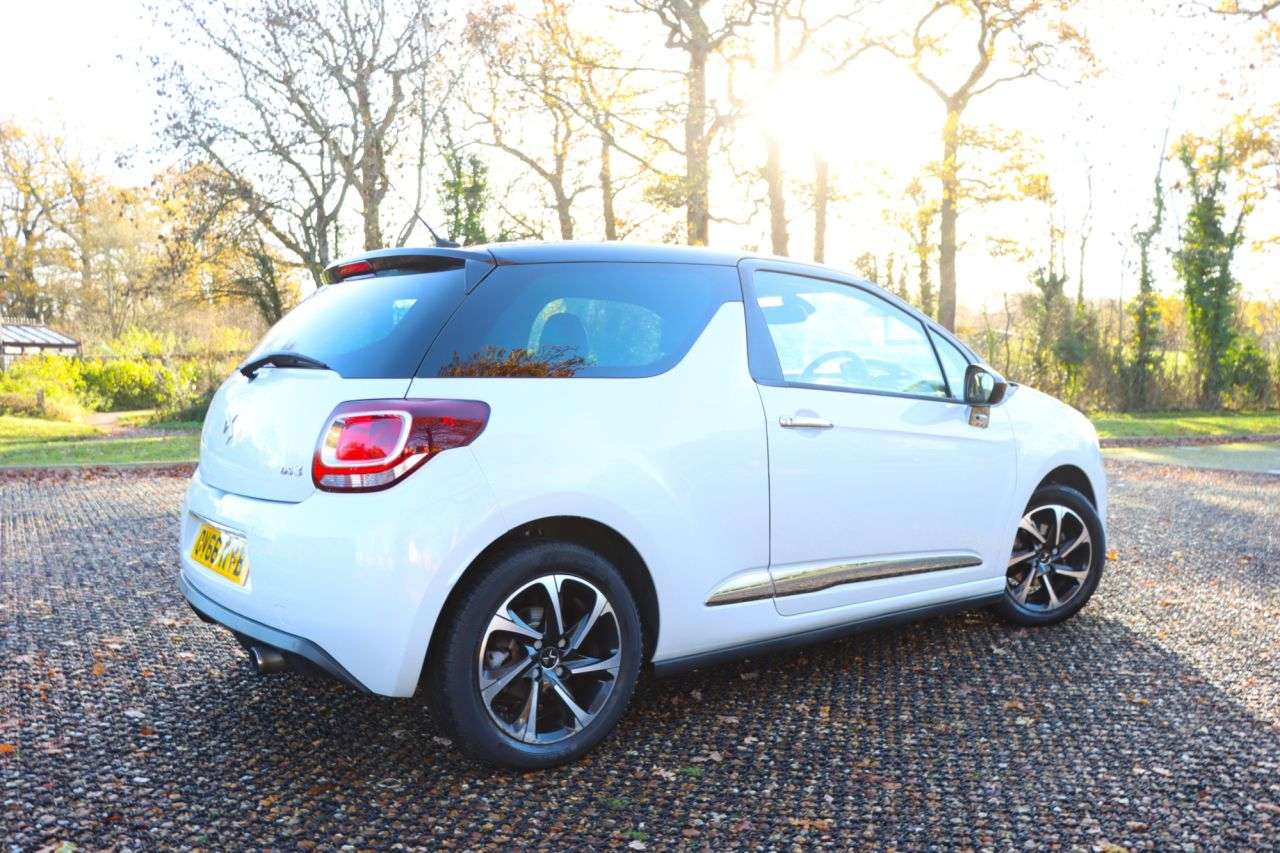 2016 DS AUTOMOBILES DS 3 2016 DS AUTOMOBILES DS 3