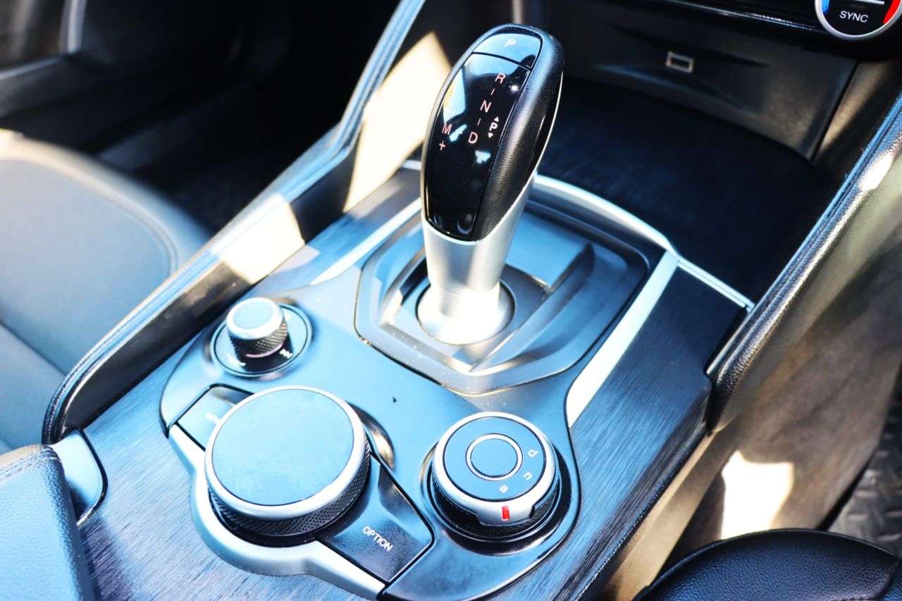 2018 ALFA ROMEO GIULIA 2018 ALFA ROMEO GIULIA