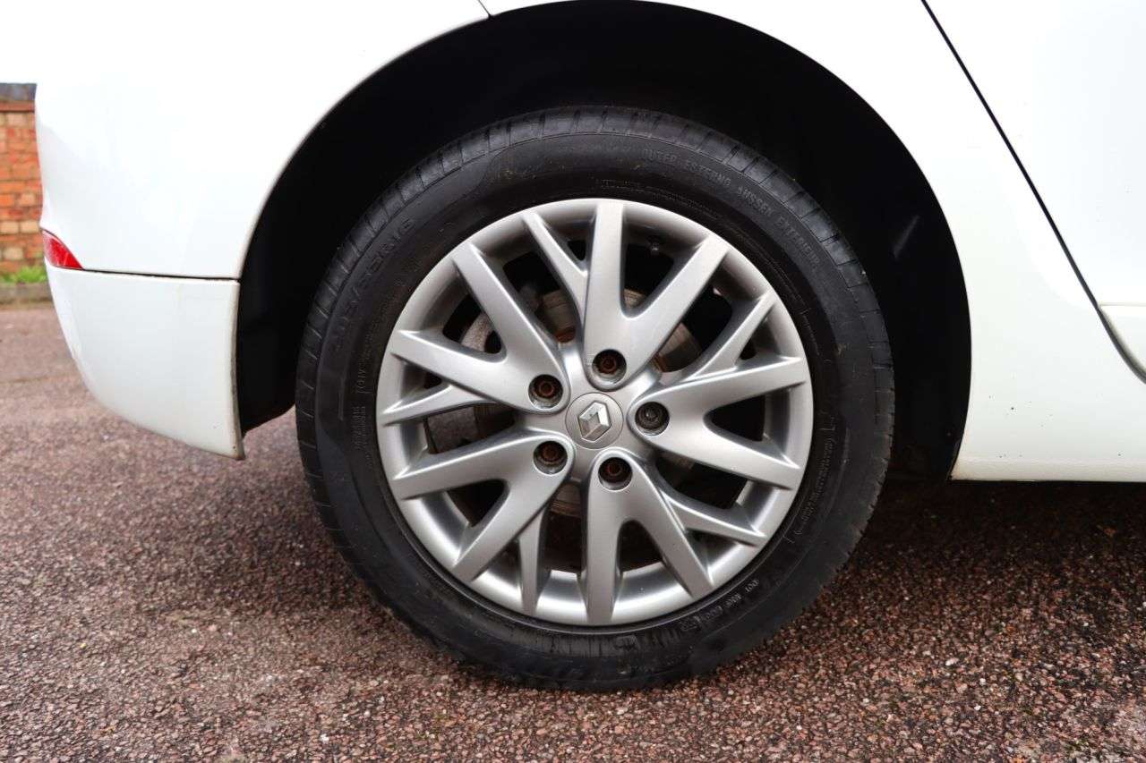 2014 RENAULT MEGANE 2014 RENAULT MEGANE