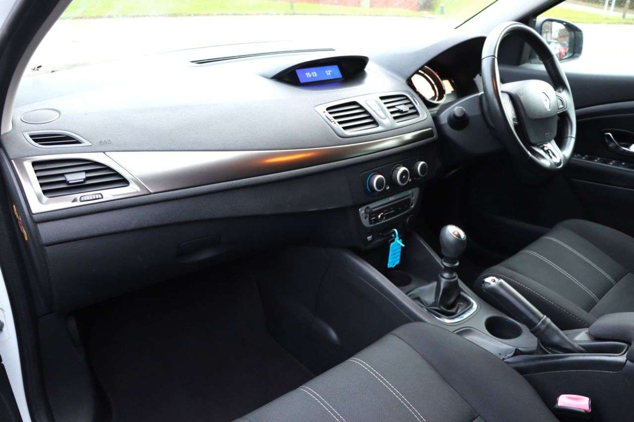 2014 RENAULT MEGANE 2014 RENAULT MEGANE