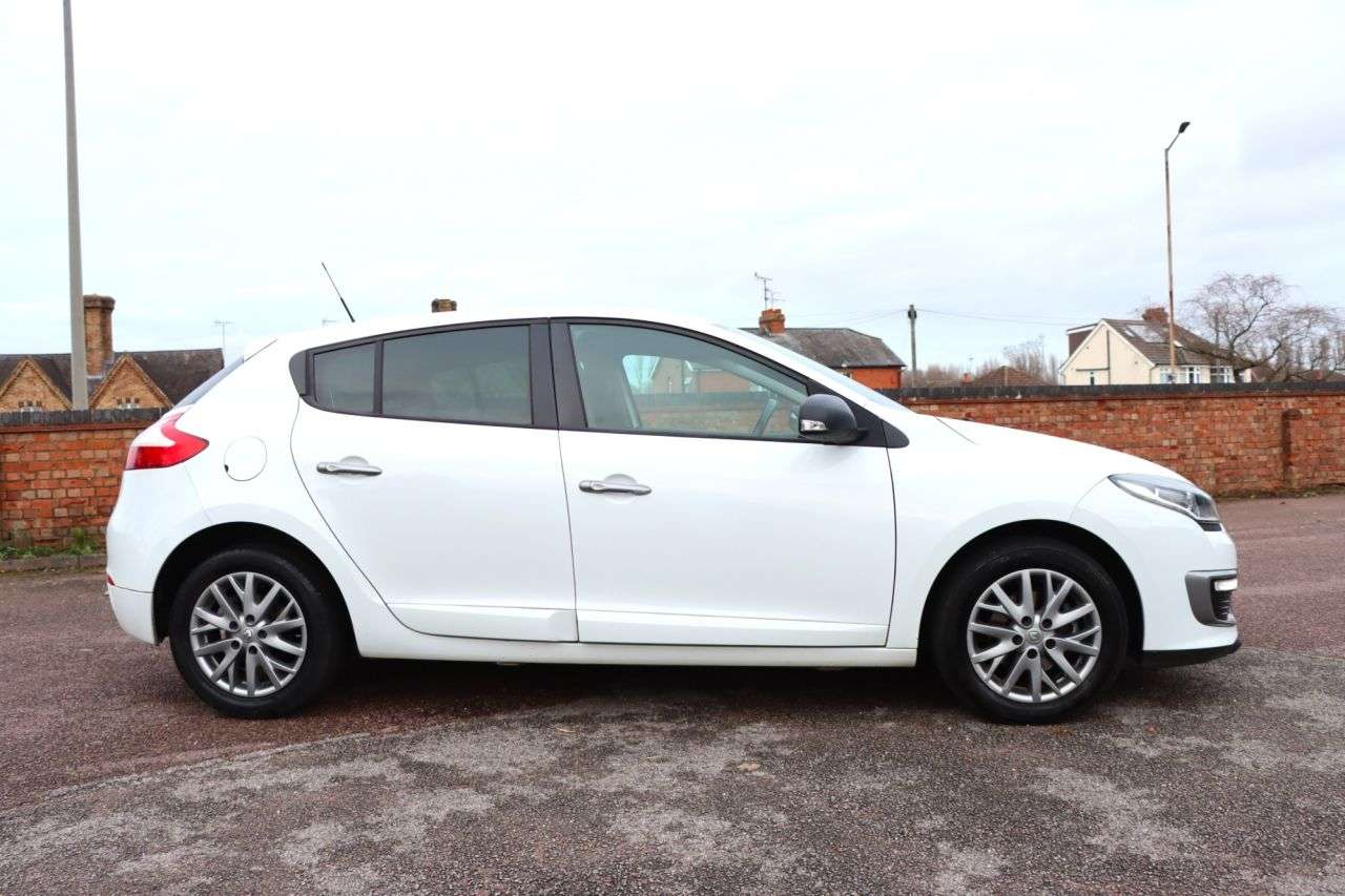 2014 RENAULT MEGANE 2014 RENAULT MEGANE