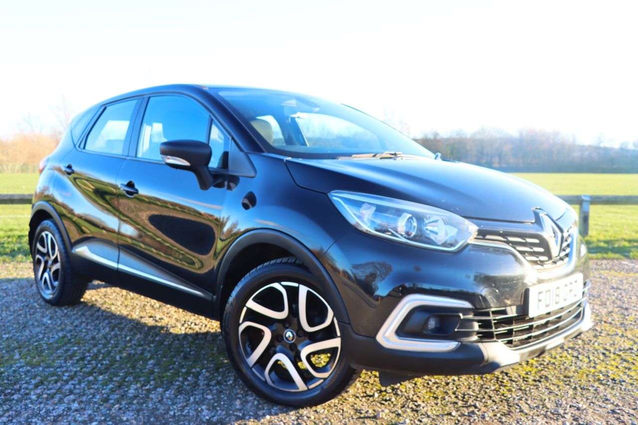 A 2018 RENAULT CAPTUR 0.9 TCe ENERGY Dynamique Nav SUV 5dr Petrol Manual Euro 6 (s/s) (90 ps) Jus A 2018 RENAULT CAPTUR 0.9 TCe ENERGY Dynamique Nav SUV 5dr Petrol Manual Euro 6 (s/s) (90 ps) Jus