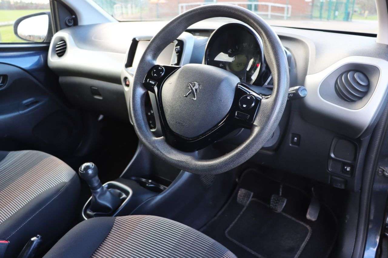 2014 PEUGEOT 108 2014 PEUGEOT 108