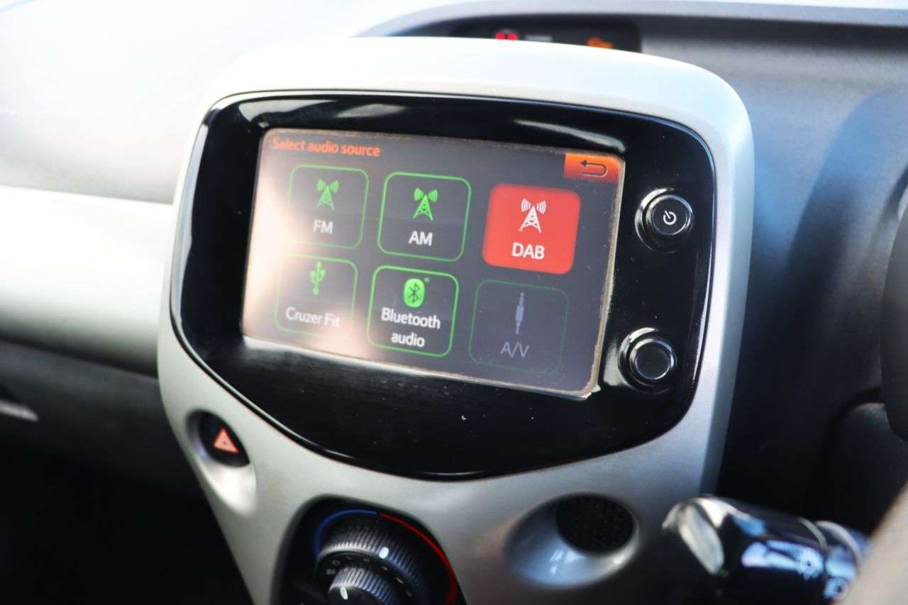 2014 PEUGEOT 108 2014 PEUGEOT 108