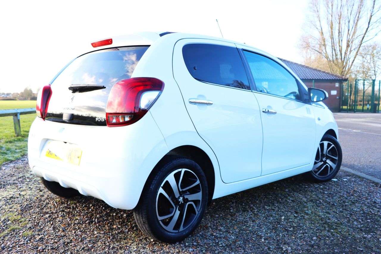 2014 PEUGEOT 108 2014 PEUGEOT 108