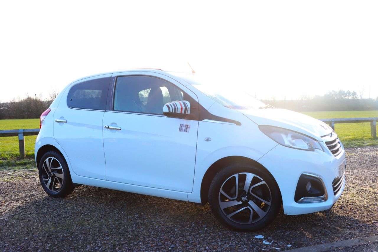 A 2014 PEUGEOT 108 1.2 VTi PureTech Allure Top! 5dr Petrol Manual Euro 5 (82 ps) Just Serviced A 2014 PEUGEOT 108 1.2 VTi PureTech Allure Top! 5dr Petrol Manual Euro 5 (82 ps) Just Serviced