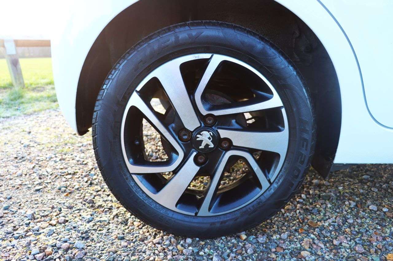 2014 PEUGEOT 108 2014 PEUGEOT 108