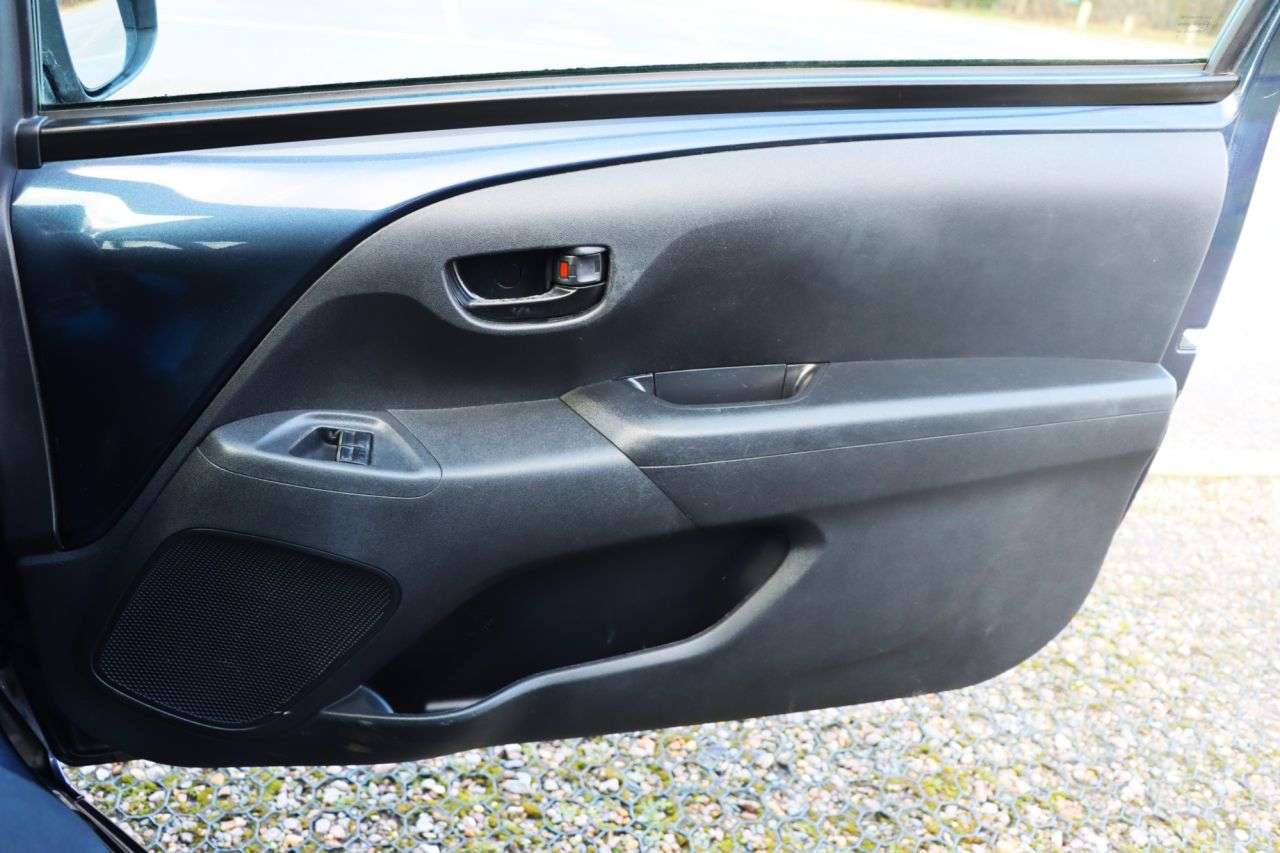 2014 PEUGEOT 108 2014 PEUGEOT 108