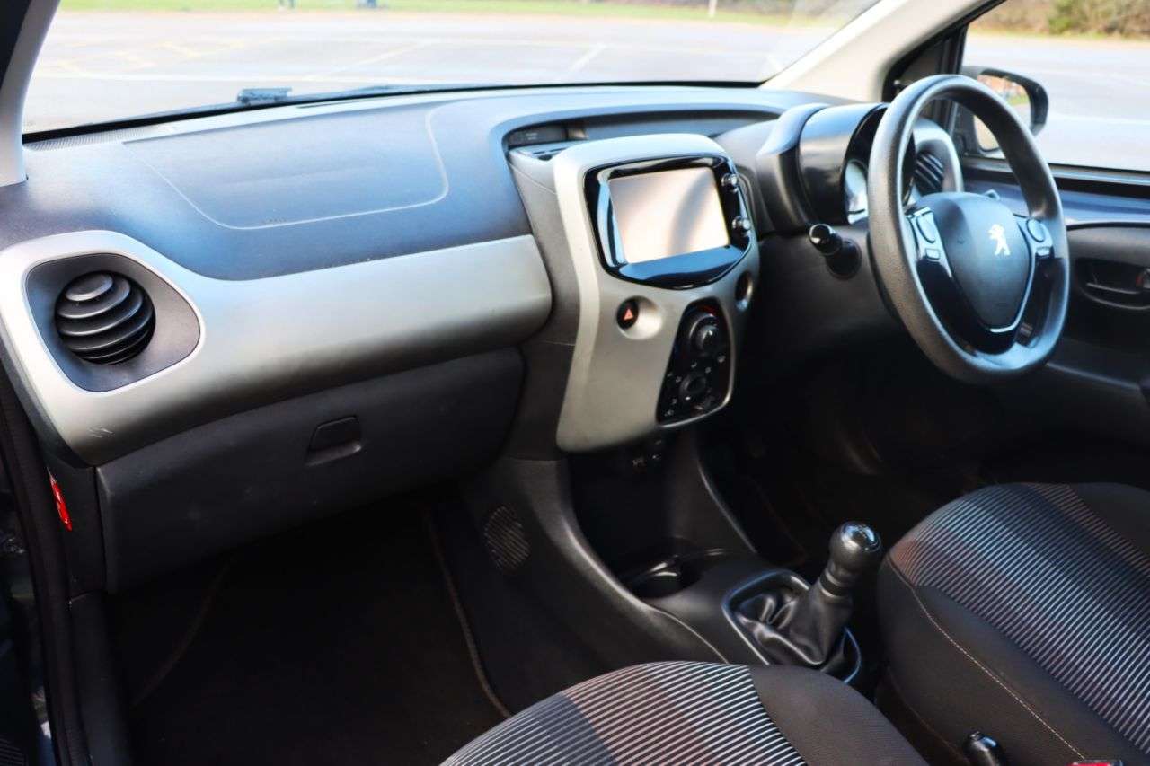 2014 PEUGEOT 108 2014 PEUGEOT 108