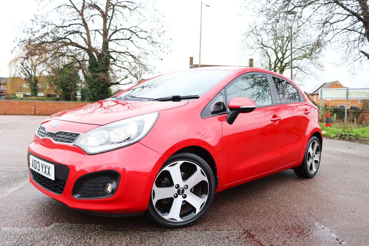 2013 KIA RIO 2013 KIA RIO