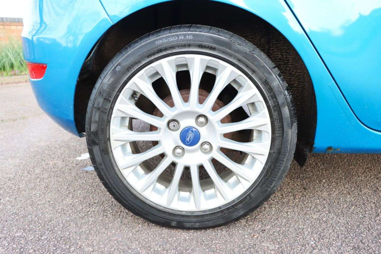 2014 FORD FIESTA 2014 FORD FIESTA