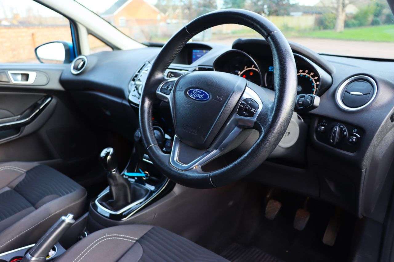 2014 FORD FIESTA 2014 FORD FIESTA