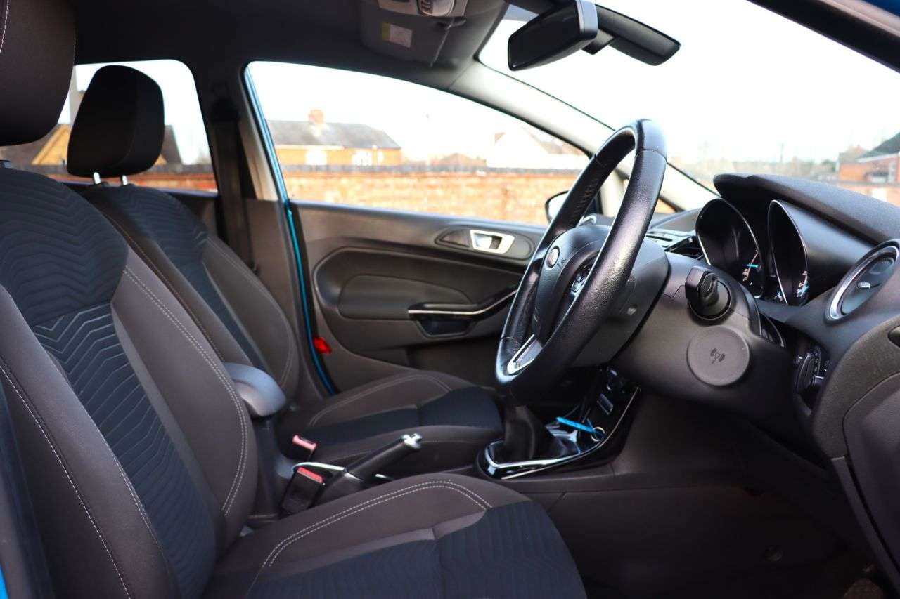 2014 FORD FIESTA 2014 FORD FIESTA