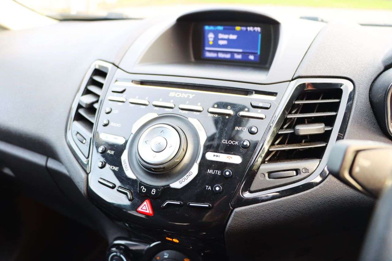 2014 FORD FIESTA 2014 FORD FIESTA