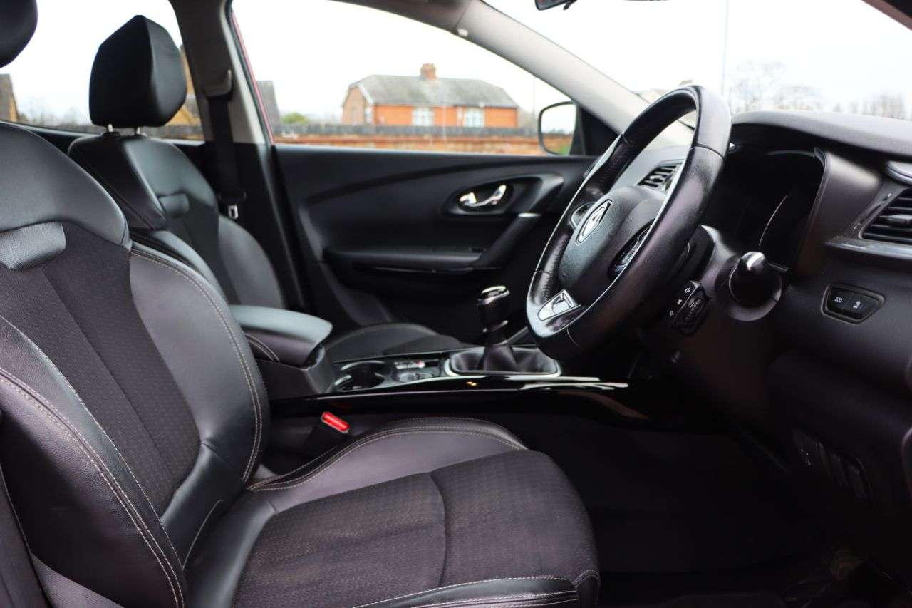2015 RENAULT KADJAR 2015 RENAULT KADJAR