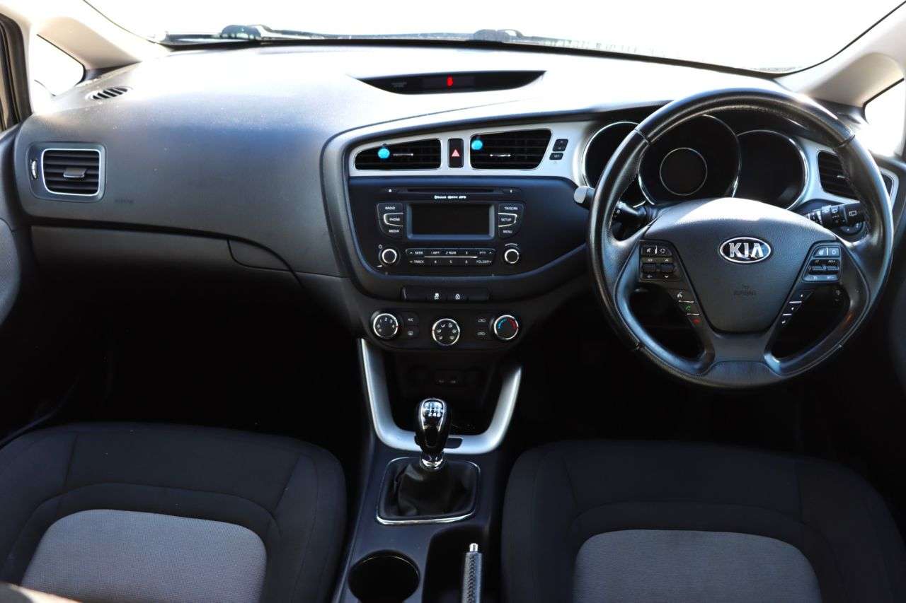 2014 KIA CEED 2014 KIA CEED