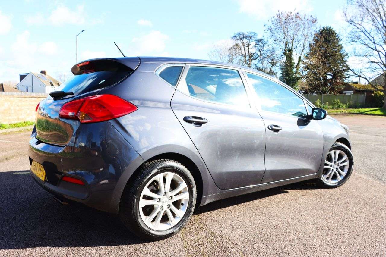 2014 KIA CEED 2014 KIA CEED