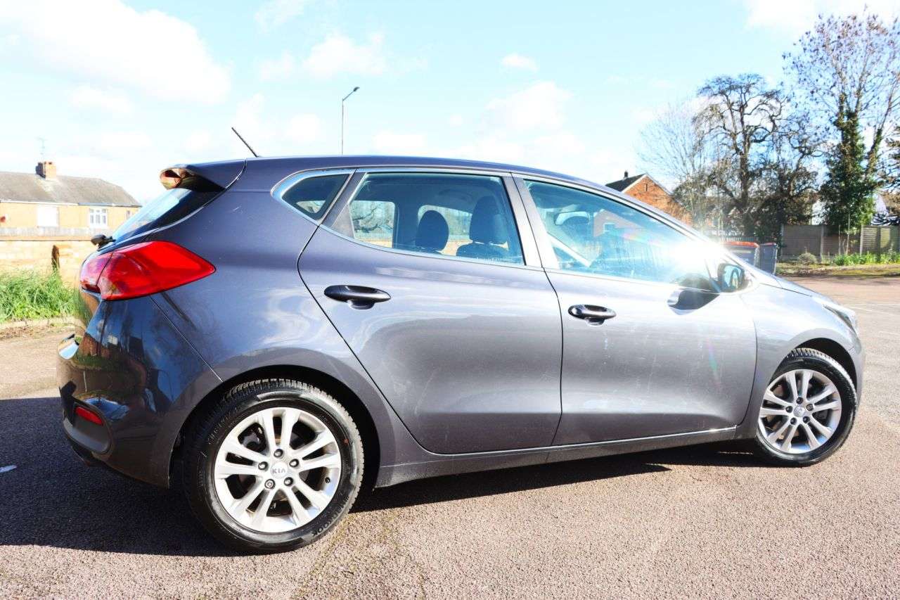 2014 KIA CEED 2014 KIA CEED