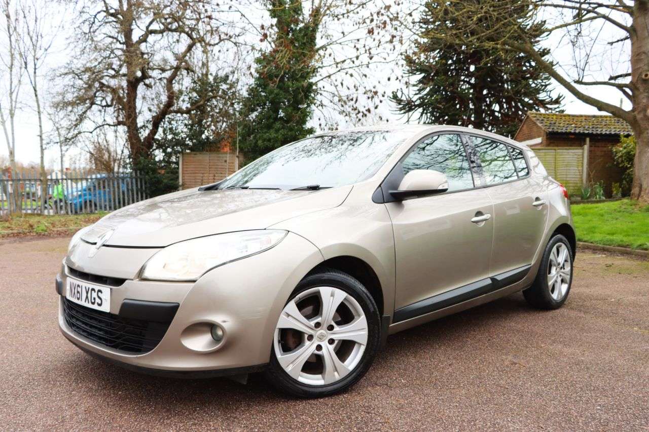 2011 RENAULT MEGANE 2011 RENAULT MEGANE