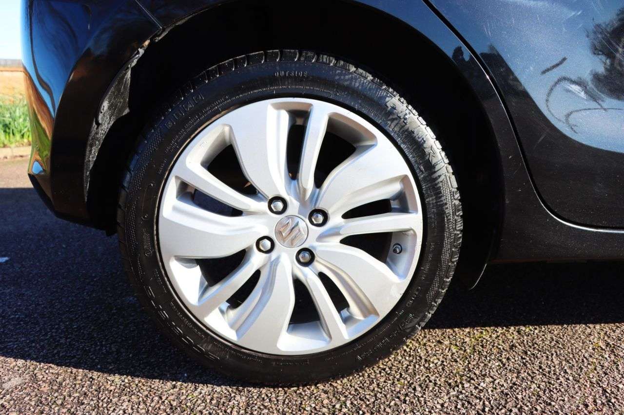 2017 SUZUKI SWIFT 2017 SUZUKI SWIFT