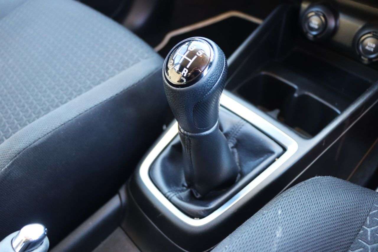 2017 SUZUKI SWIFT 2017 SUZUKI SWIFT