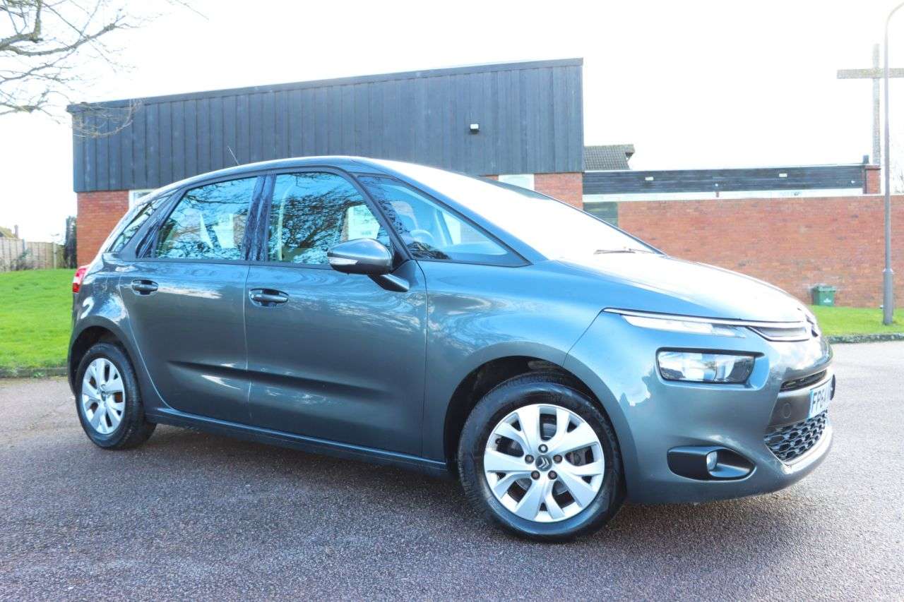 A 2014 CITROEN C4 PICASSO 1.6 e-HDi Airdream VTR+ MPV 5dr Diesel ETG6 Euro 5 (s/s) (115 ps) Just Serv A 2014 CITROEN C4 PICASSO 1.6 e-HDi Airdream VTR+ MPV 5dr Diesel ETG6 Euro 5 (s/s) (115 ps) Just Serv
