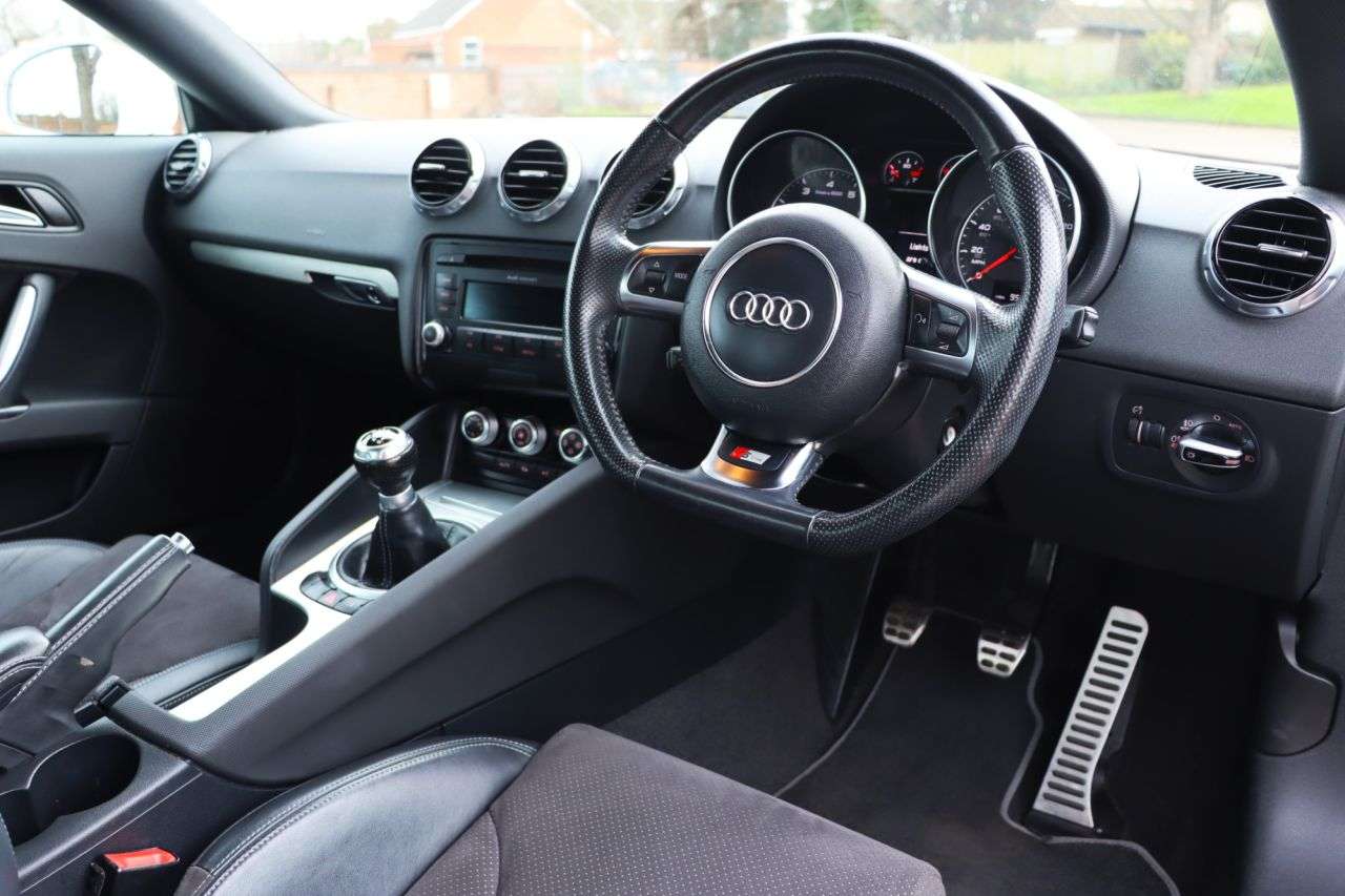 2014 AUDI TT 2014 AUDI TT