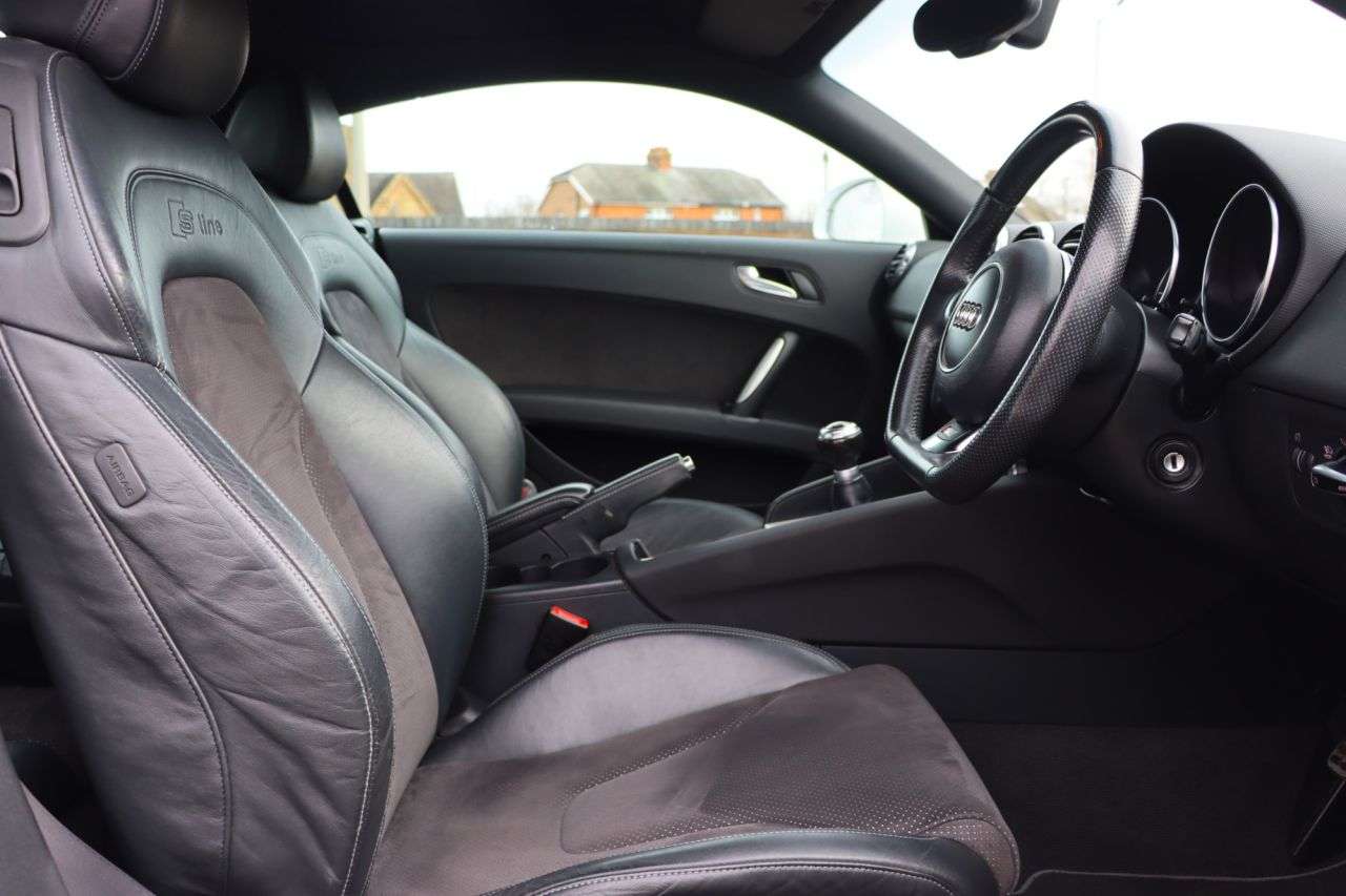 2014 AUDI TT 2014 AUDI TT