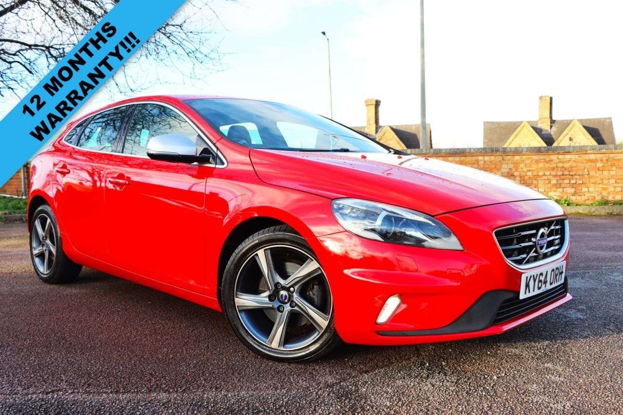 A 2014 VOLVO V40 D2 R-DESIGN LUX A 2014 VOLVO V40 D2 R-DESIGN LUX