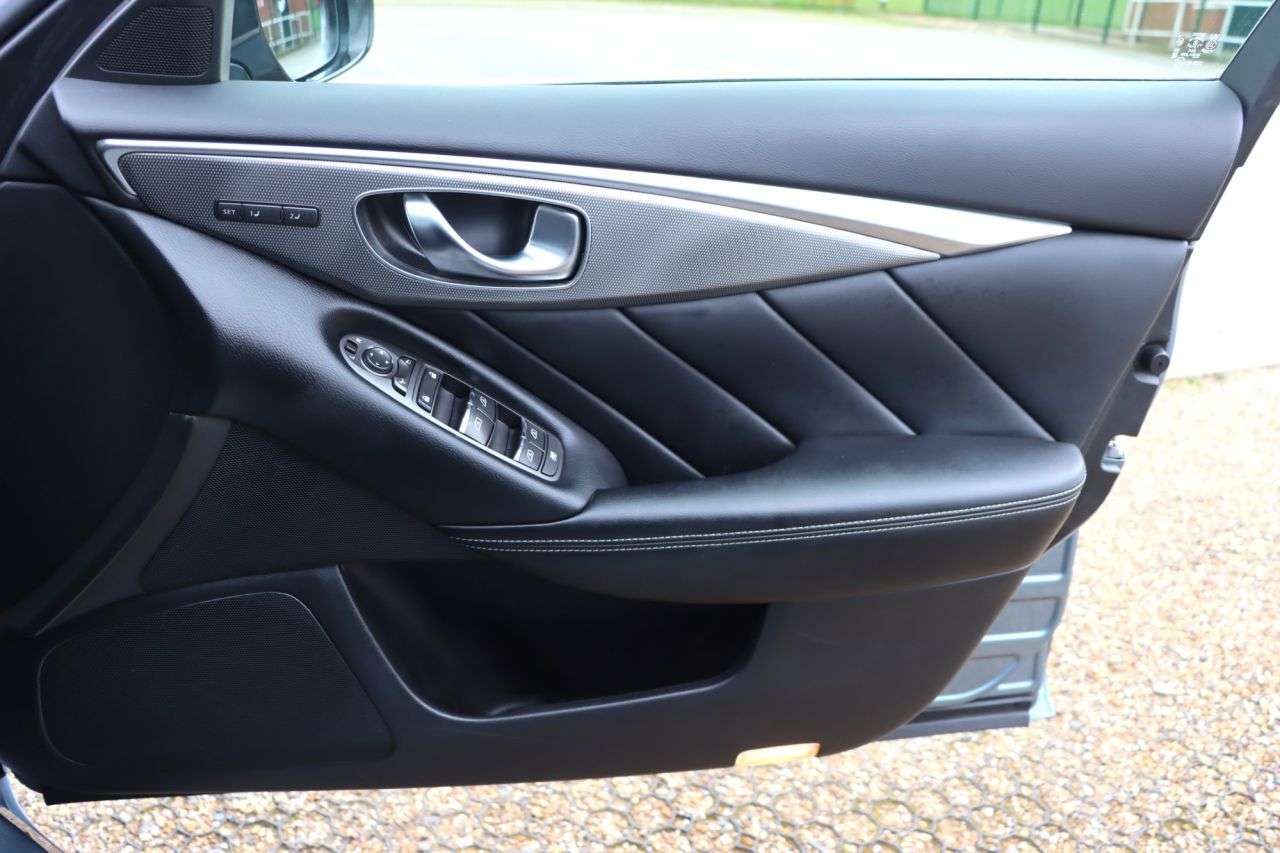 2015 INFINITI Q50 2015 INFINITI Q50