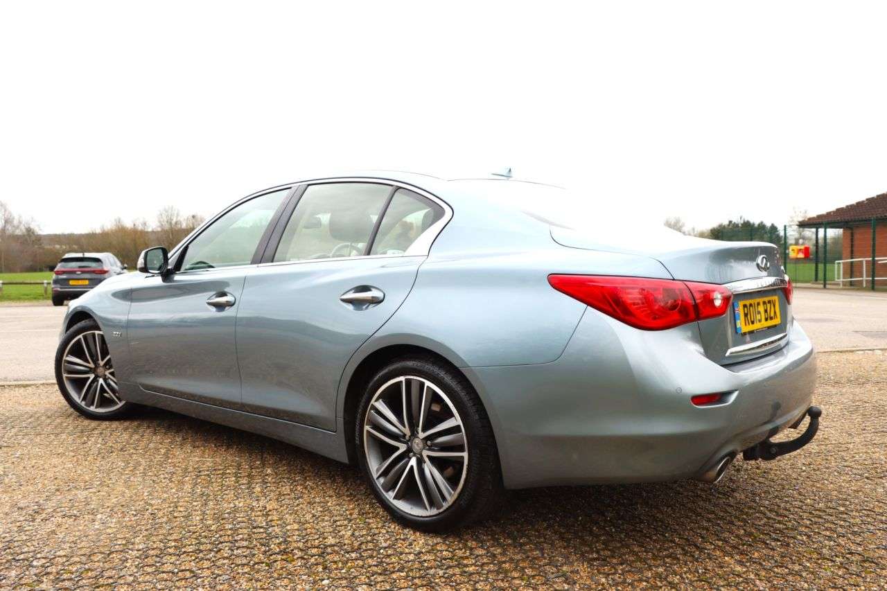 2015 INFINITI Q50 2015 INFINITI Q50
