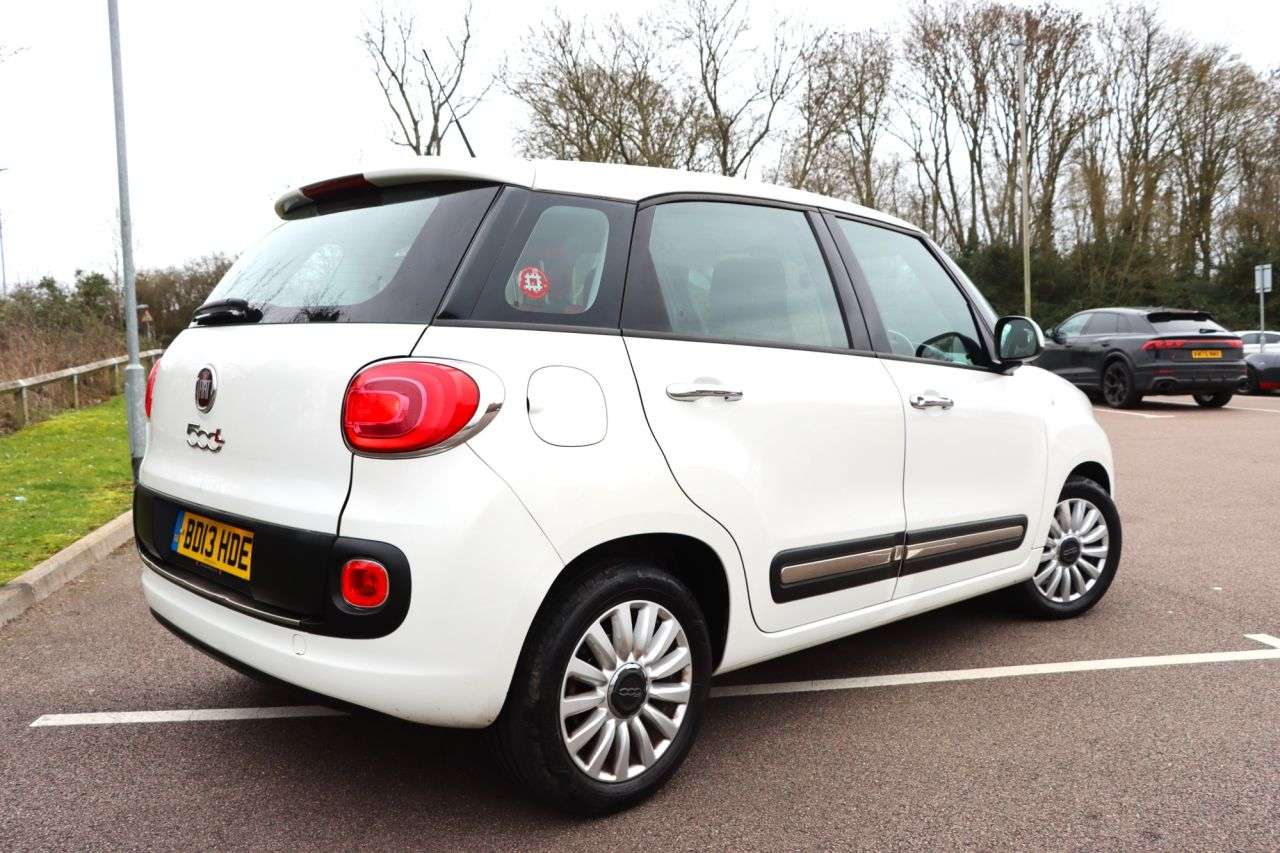 2013 FIAT 500L 2013 FIAT 500L