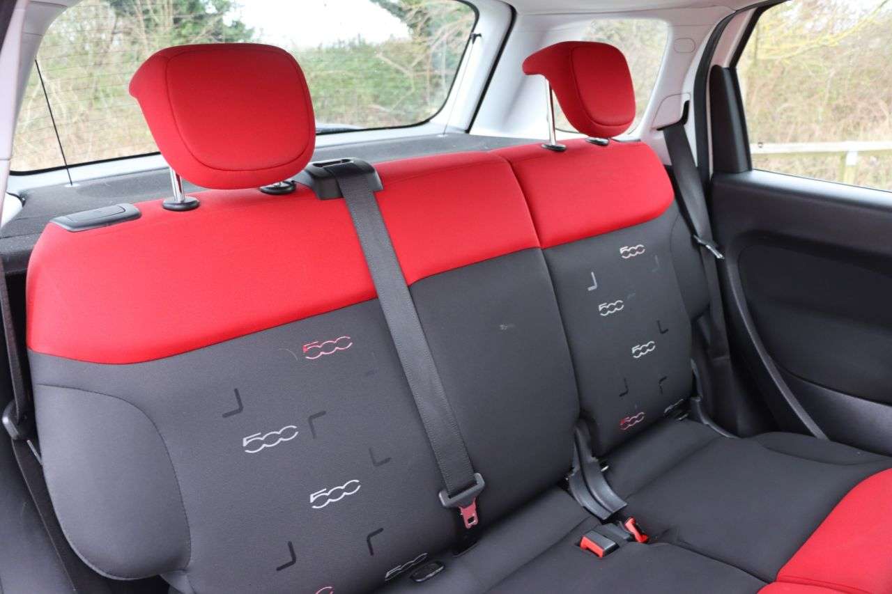 2013 FIAT 500L 2013 FIAT 500L