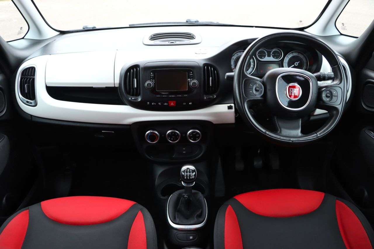 2013 FIAT 500L 2013 FIAT 500L