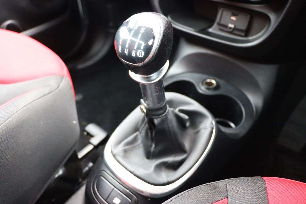 2013 FIAT 500L 2013 FIAT 500L