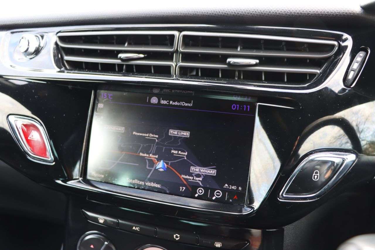 2015 DS AUTOMOBILES DS 3 2015 DS AUTOMOBILES DS 3