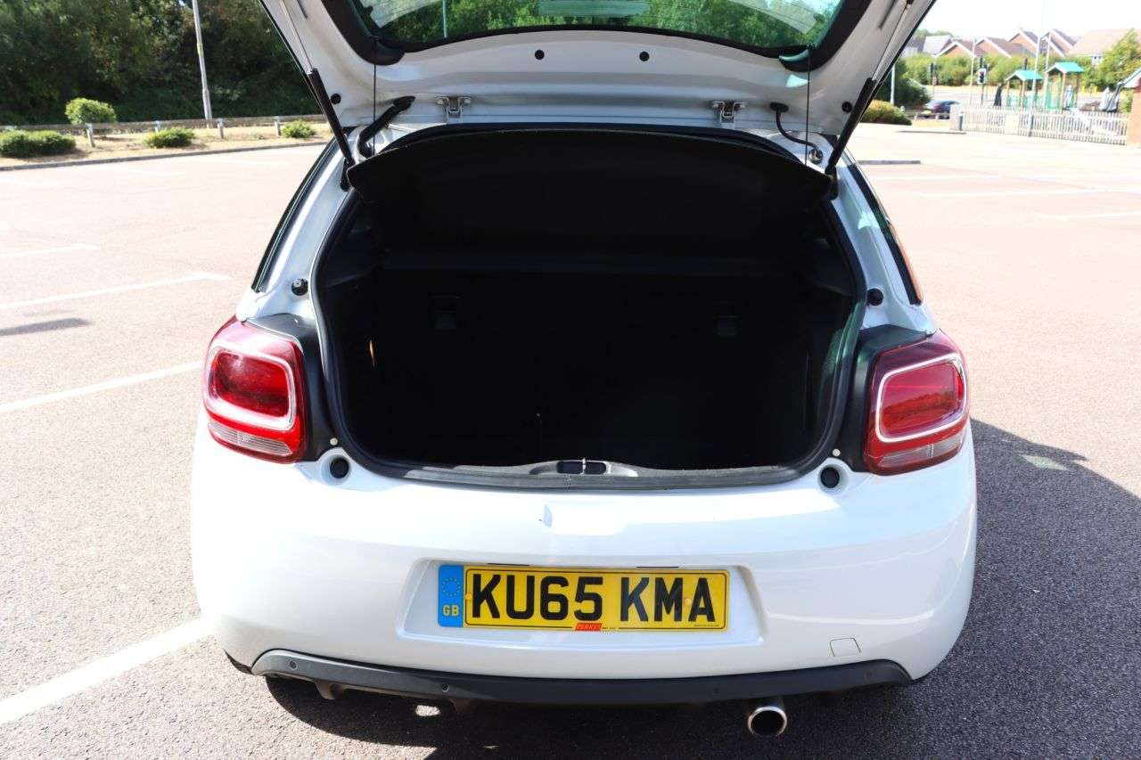 2015 DS AUTOMOBILES DS 3 2015 DS AUTOMOBILES DS 3