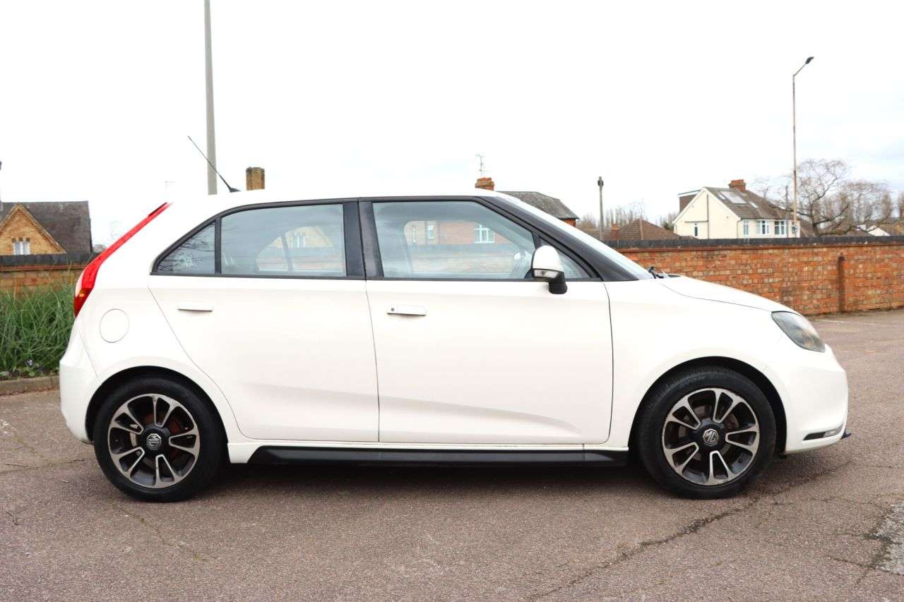 2014 MG MG3 2014 MG MG3