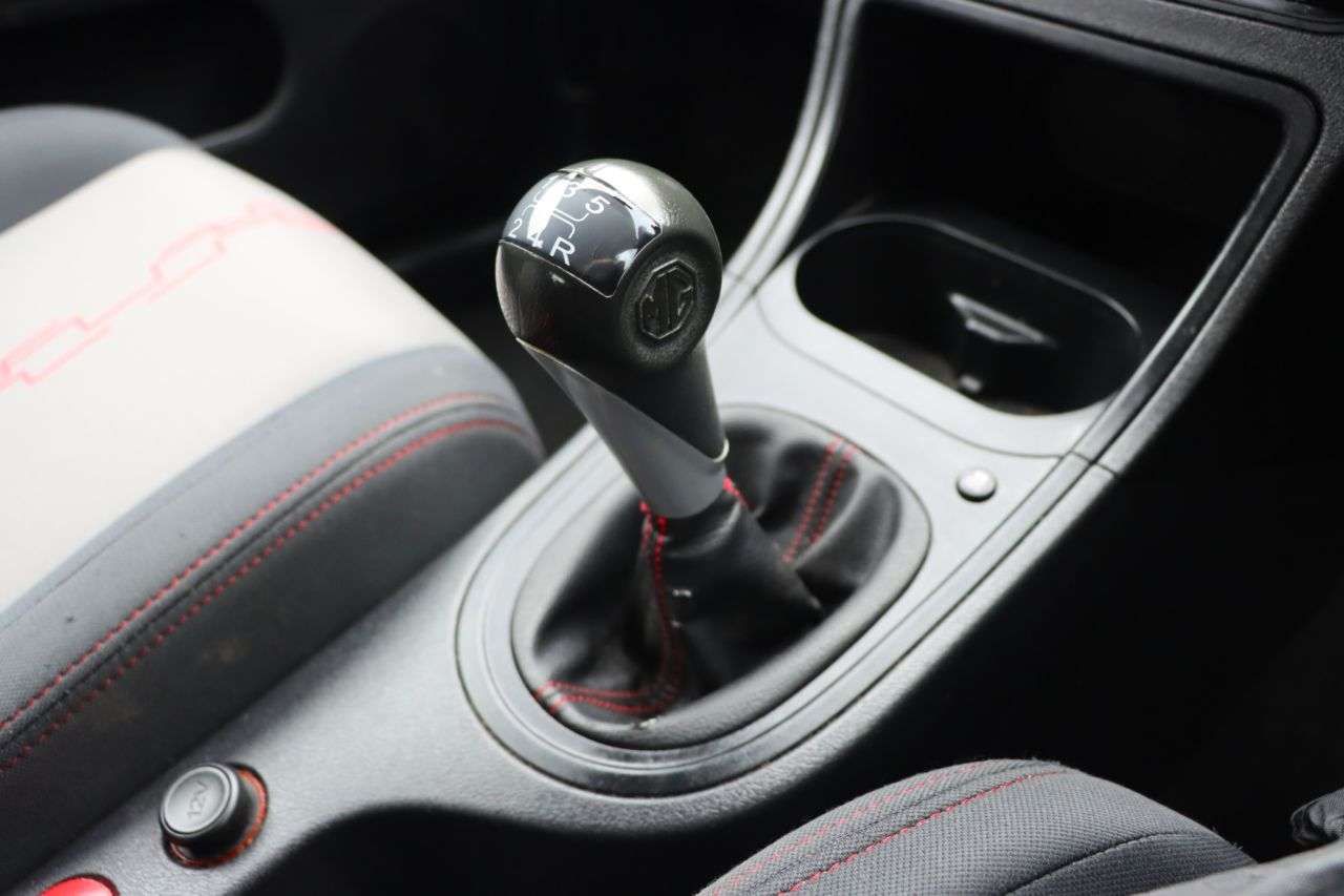 2014 MG MG3 2014 MG MG3