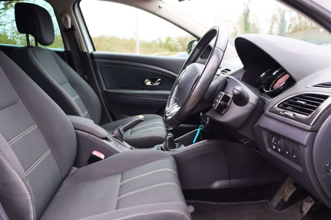 2014 RENAULT MEGANE 2014 RENAULT MEGANE