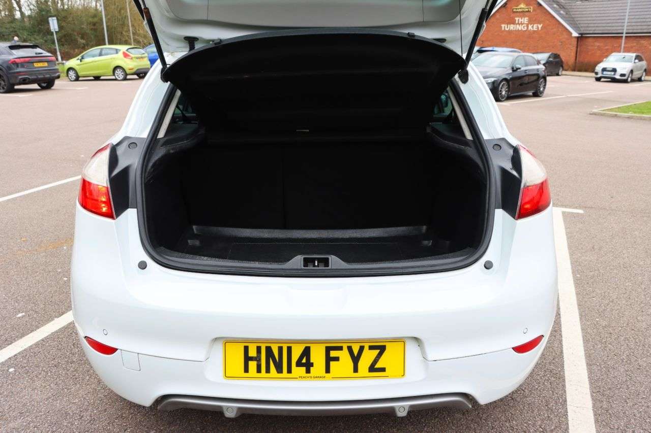 2014 RENAULT MEGANE 2014 RENAULT MEGANE