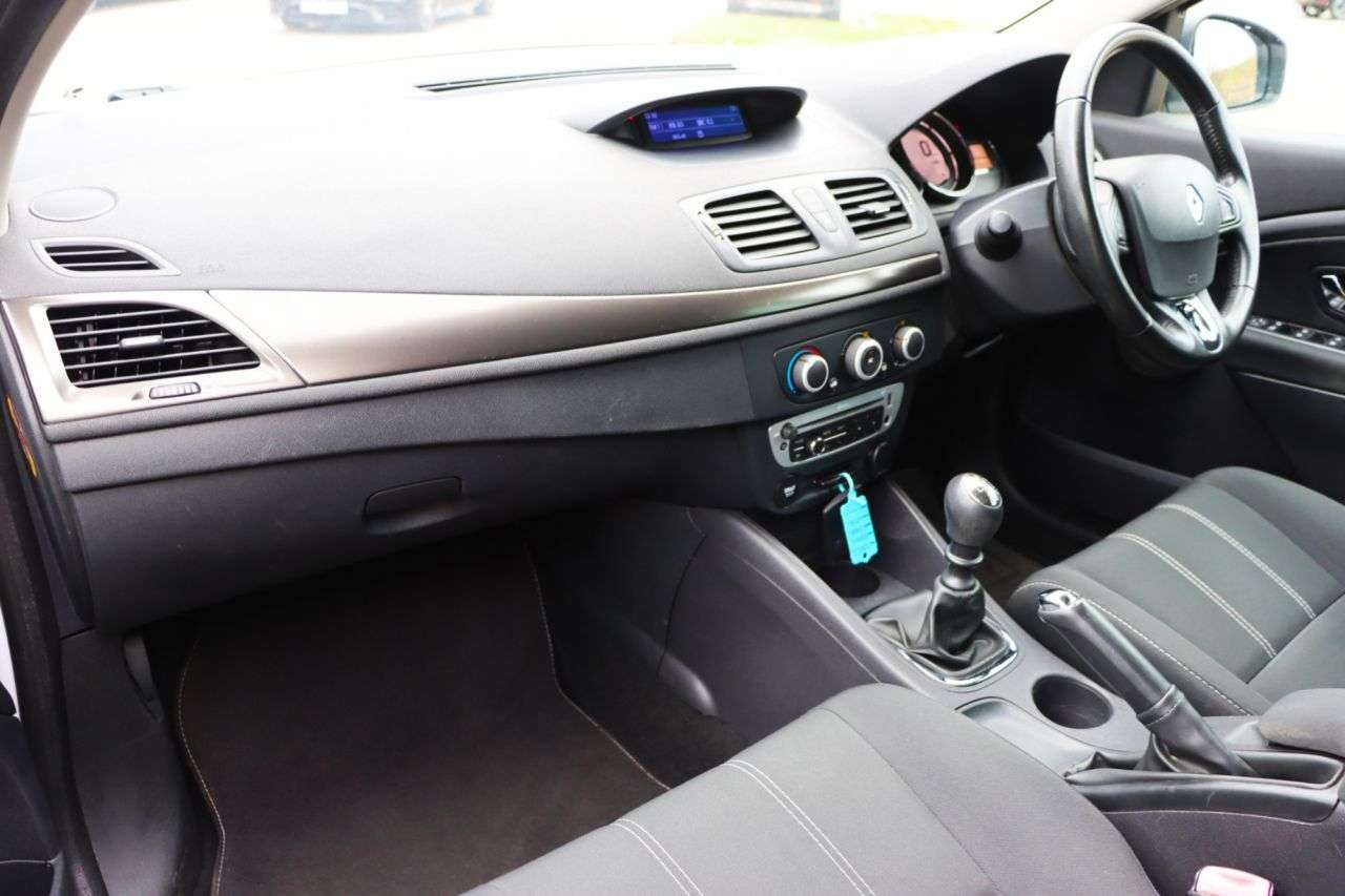 2014 RENAULT MEGANE 2014 RENAULT MEGANE