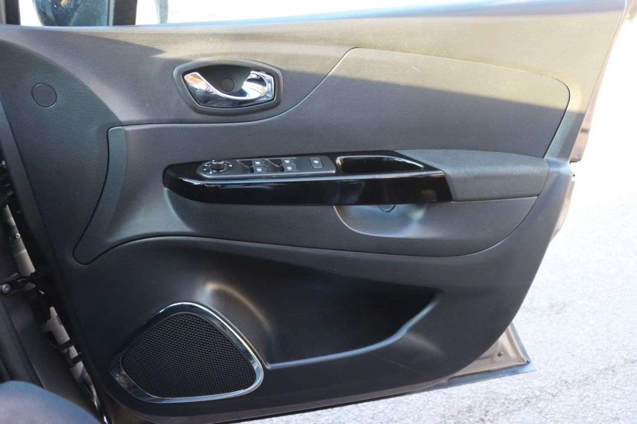 2015 RENAULT CAPTUR 2015 RENAULT CAPTUR